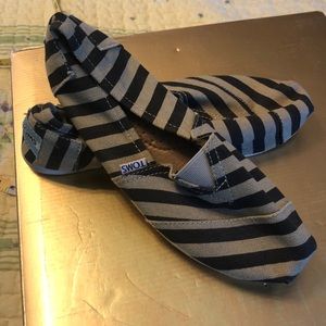 Striped Toms!